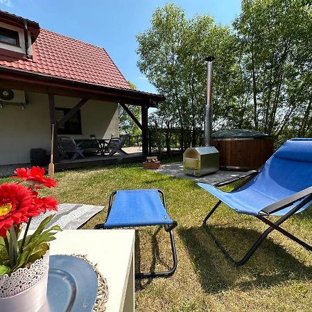 Hotel Szarejkowe Wzgorza Szarejki Esterno foto